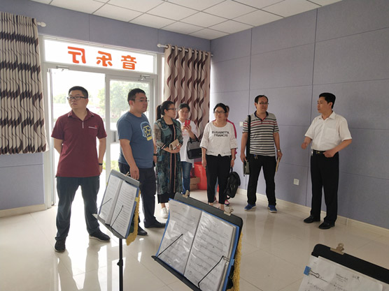 “從嚴治團”巡查組檢閱石家莊天使護士學校